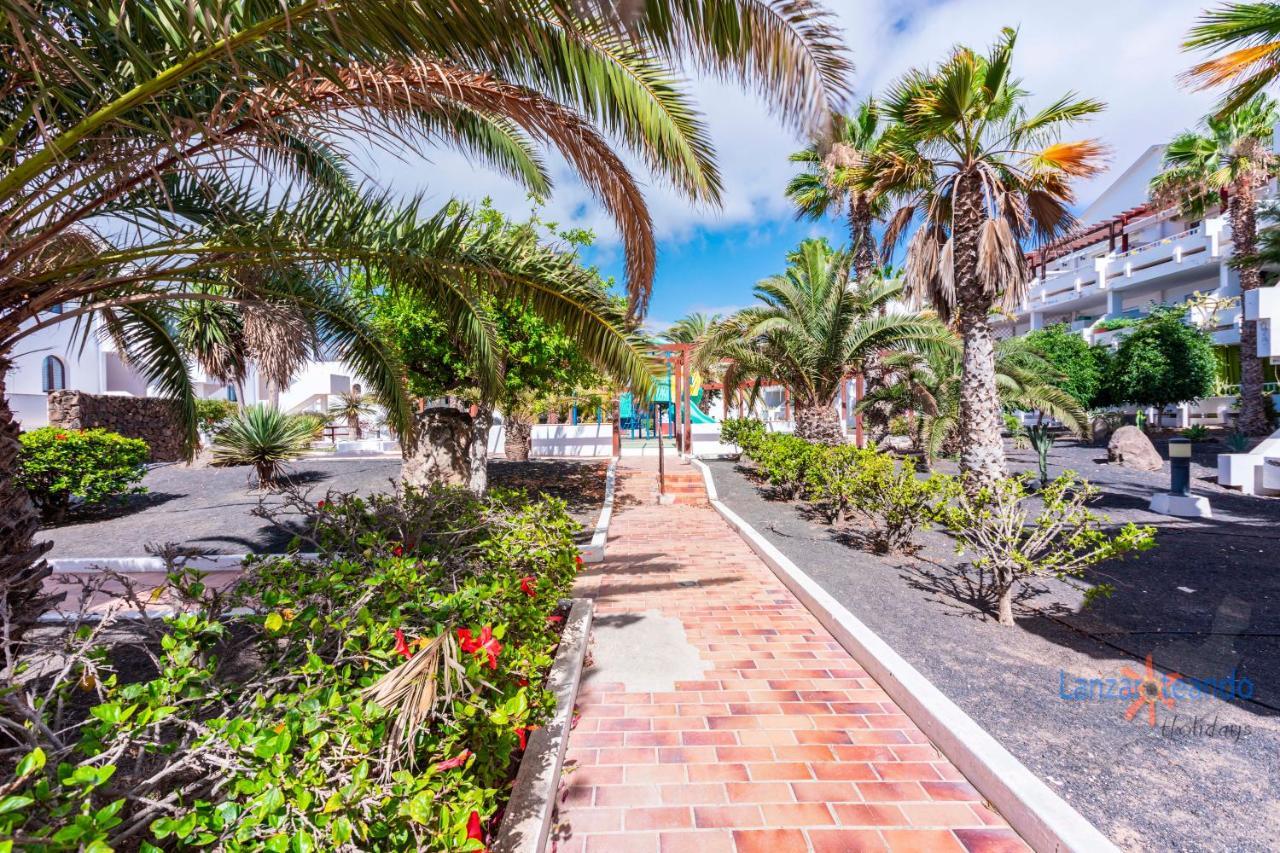 Vivienda Vacacional Rose Costa Teguise Ngoại thất bức ảnh